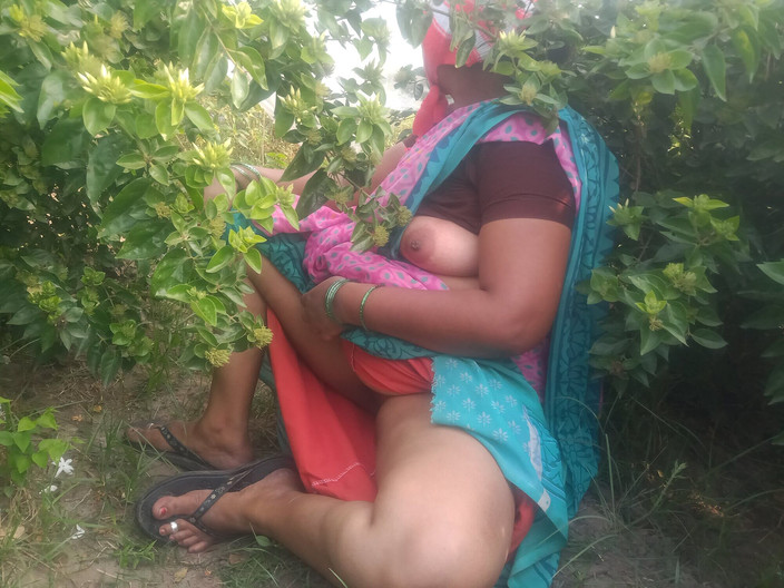 Priyanka314: Indická kráska Tetička Prsa porno video