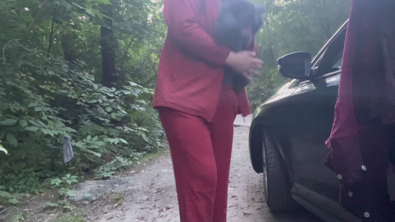 Elena917: 在路边撒尿、泥巴和闪烁