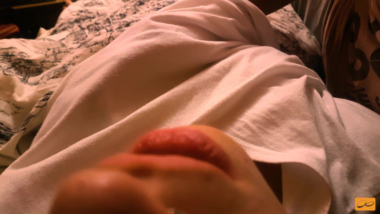 Unlimited Orgasm: Eu gozo muito duro quando ele lambe meus mamilos - unlimitedorgasm