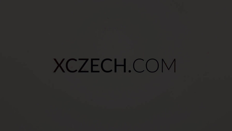 XCZECH: Superhot kremówka seks grupowy z pięknymi czeskimi dziewczynami