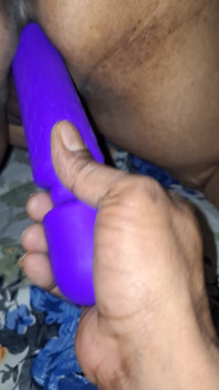 Bhabhi Get Massage in Pussy
