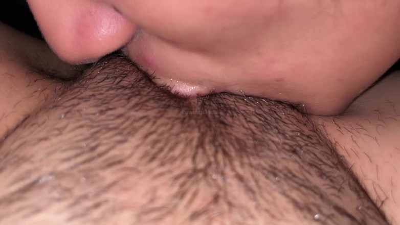 Onlyporn2023: 私の親友が私に作ってくれたなんておいしいオーラルセックスでしょう、私たちはファック、本当のオーガズムになりました