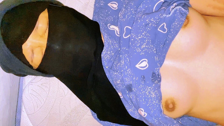 Bella Ivanka: Fucking Stepnephew in the Boarding House