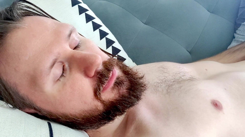AlbinoAdonis: Video Sexting Series Might Need to Take My Shorts off