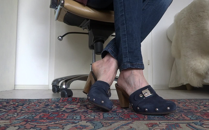 Lady Victoria Valente: 파란 나무 사보트 노새