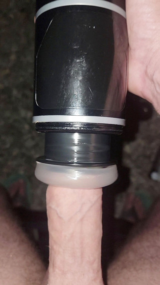 Burford Bradley: *Teaser* Country Road melancap zakar lewat malam memerah susu