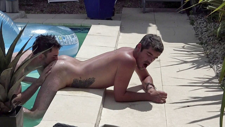 PRIVATE CLUB BIG COCK FUCKERS: Romatinin स्विमिंग पूल द्वारा Dimiti की बिना कंडोम चुदाई