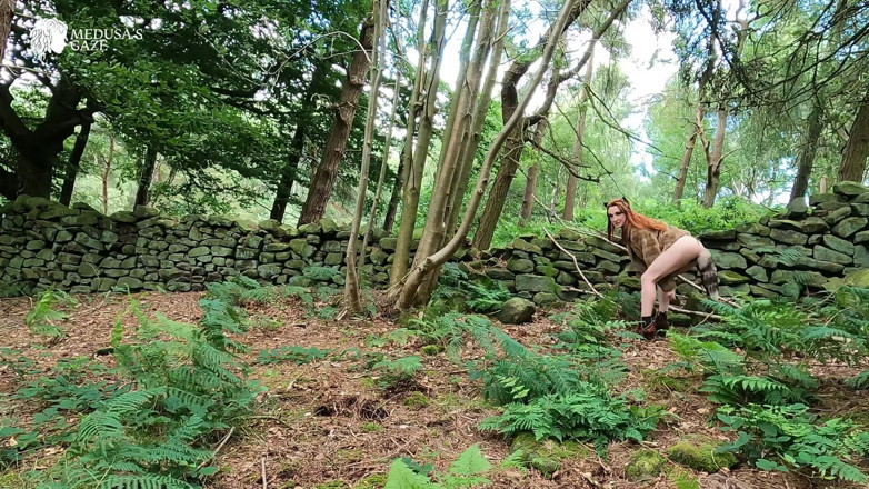 Lily kink: Bts Naughty Foxy MILF Finds Sex Toys in the Woods