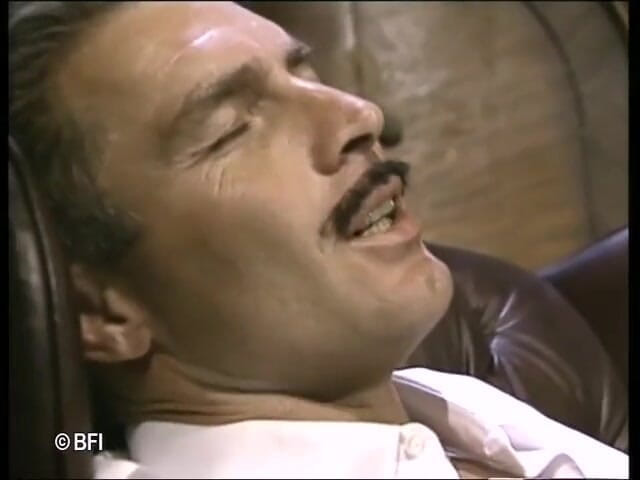 No limits I love it rough: DVD Parody haunted nights with doctor Ron Jeremy