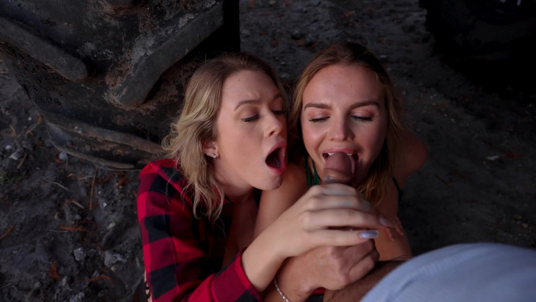 CamSoda: Yeastyboiz - Double Deepthroat Blowjob and Cum Kiss in Public