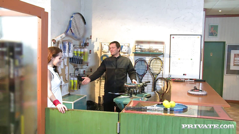 Private.com: PRIVATE Emy russo ist anal tennisprofi