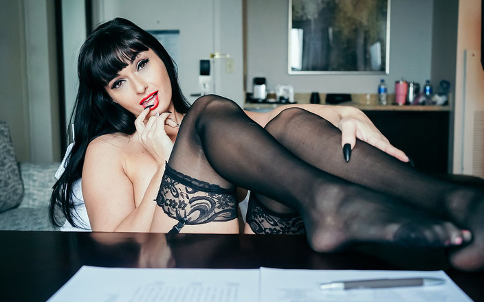 Pervfect: Croxxxwords - 第2部分