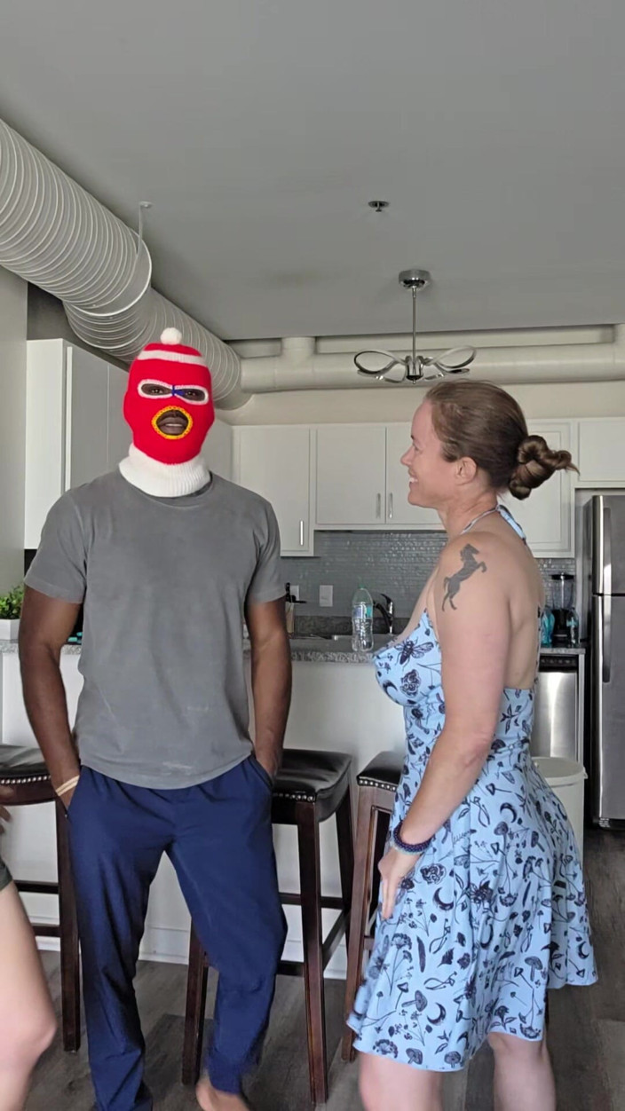Jackrackemxxx: 2 Sluts Worship BBC in Front of Cuckboy