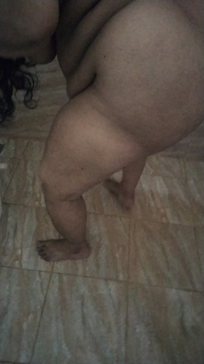 Tamil lesbian: 핫한 오줌싸기 비디오