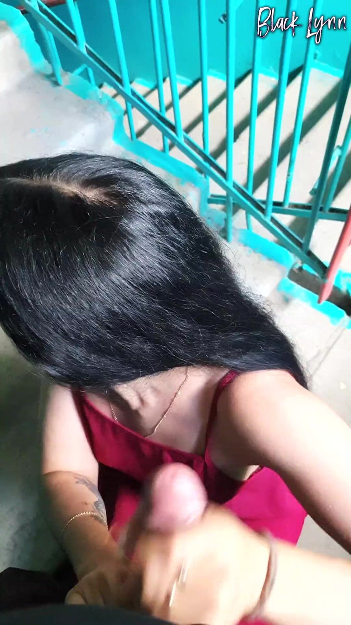 YSP Studio: 계단에서 위험한 오럴