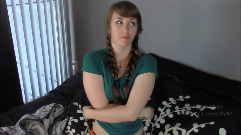 Princess Leia: Desperate Stepsister Creampied