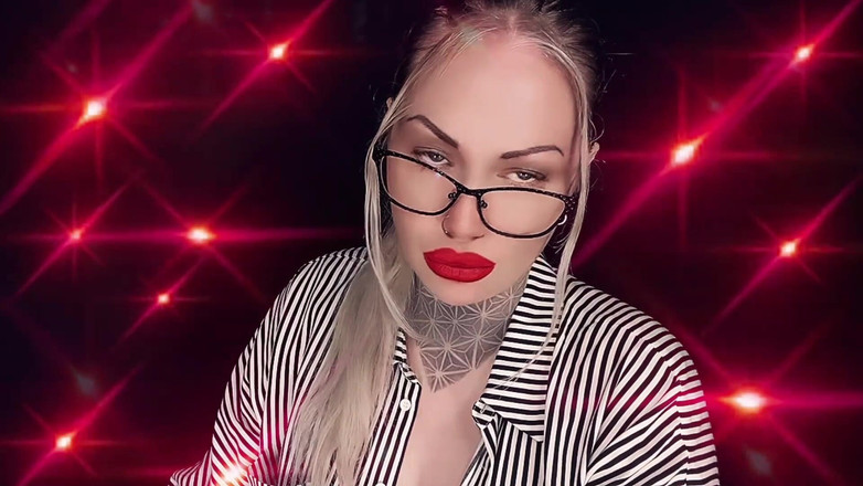 Goddess Misha Goldy: Nienawidzę mojej obecności tego papierosa jest ważniejszy niż ty