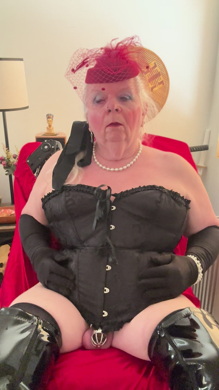 Constance: Singolarità continuata