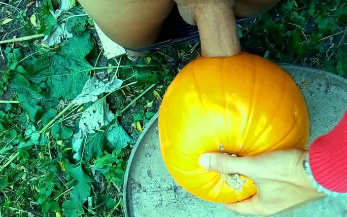 Idmir Sugary: Twink Is Hard Fucking a Pumpkin in the Garden