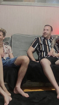 French Pegging - Card Game, Winners Fuck the Losers