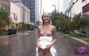 Dream Girls: Chica loca se desnuda en el centro de Tampa