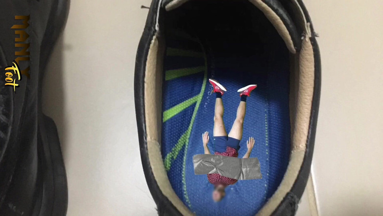 Manlyfoot: 被我的脚底压碎怎么样 - 曼利足 - 娇小的男人 - 粉碎 - 巨人恋 - 偏执