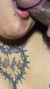 Busty Chubby Girl Doing Incredible Oral