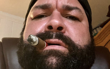 Brewster Bear: BrewsterBear Smoke n Stroke
