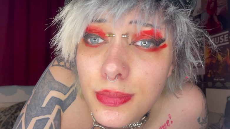 Glitterqueen1999: Îmi fute fratele vitreg gura și pizda? adâncă în gât și călărire