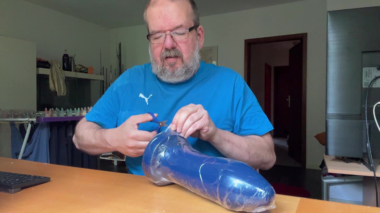 Qualzucht: Dildo baru! Test: Old Versus New!