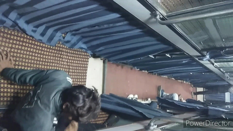 Husband wife: Bus, ich und stiefschweder ficken im bus