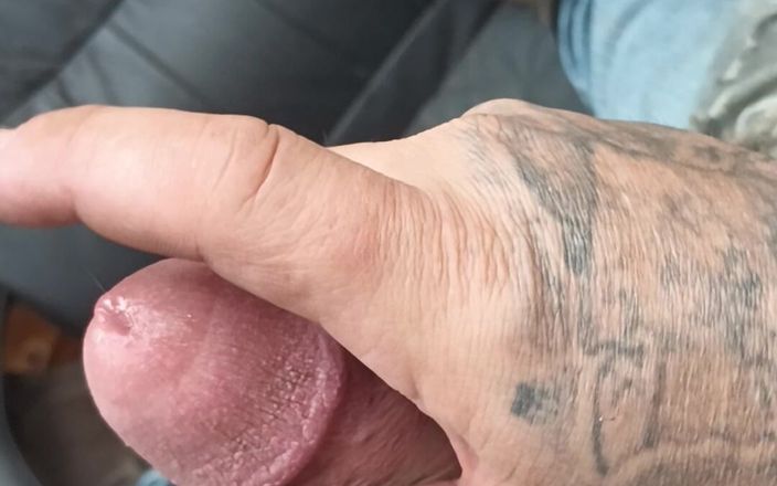 Redneck38: Solo un po ' di liquido preseminaco