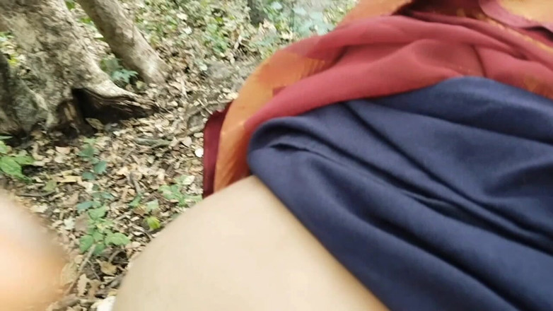 Graju1244: Dívka viděla porno videa v džungli, přišel cizinec a on...