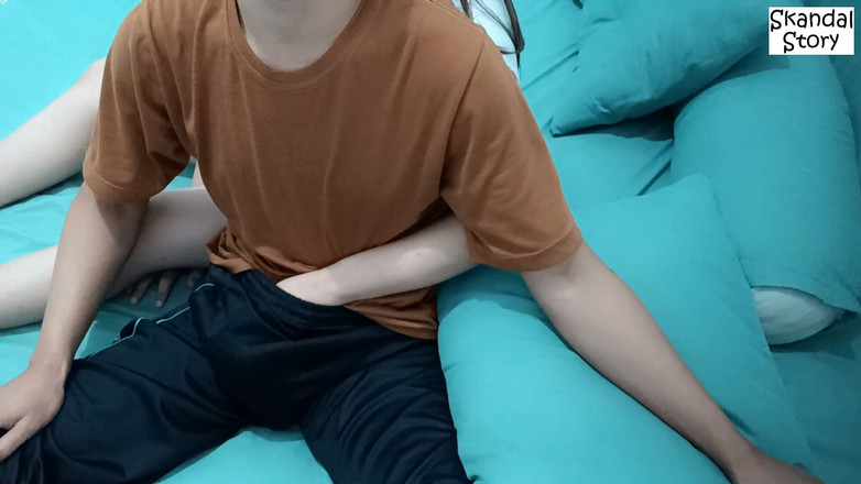 Skandal Story: Бывшая подруга пытается вернуться вместе