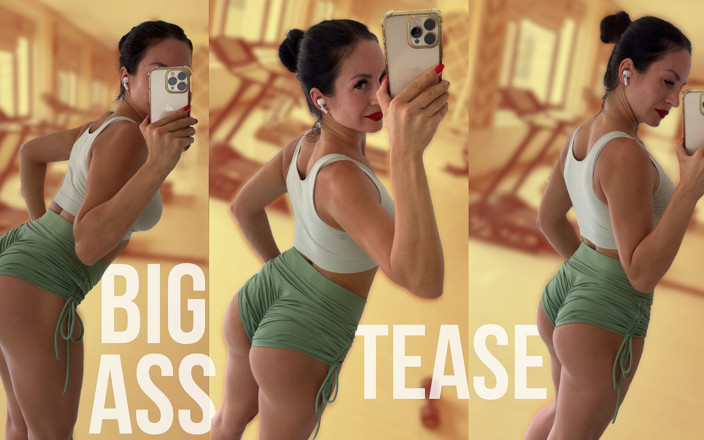 Princess Monica: Culo En Forma En Pequeños Pantalones Cortos En Un Gimnasio