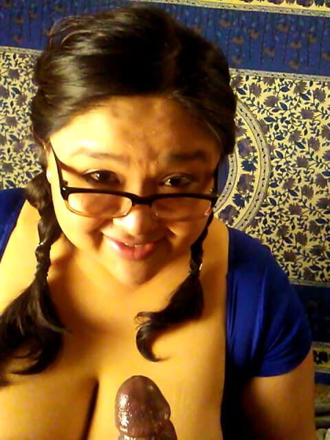 DeesDeepThroat: Glasses and Blowjob