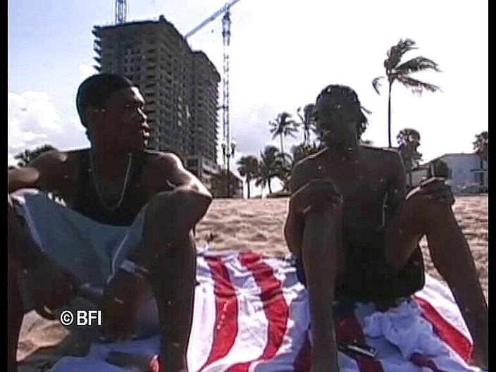 Bad Boys bedroom stories: 야생으로 가는 소년