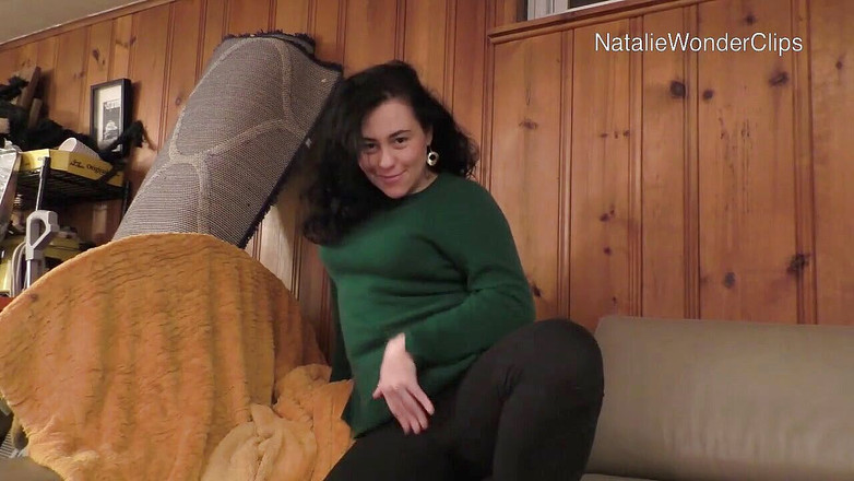 Natalie Wonder: Macecha ukazuje nevlastní dceru způsobem se zlobivou gay hrou