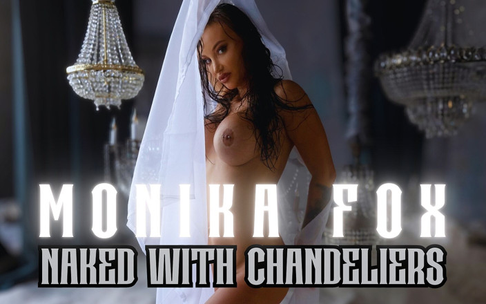 Monika Fox: Sexy Monika Fox Nahá S Lustry!