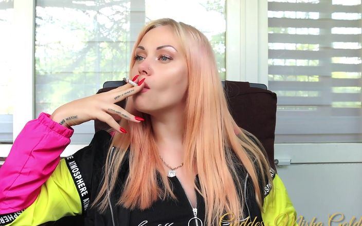 Goddess Misha Goldy: ¡No puedes resistir el poder de mi belleza y no...