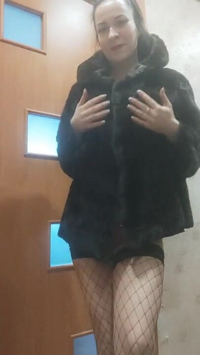 SexyAlbinaKiss: Nice striptease in a fur coat