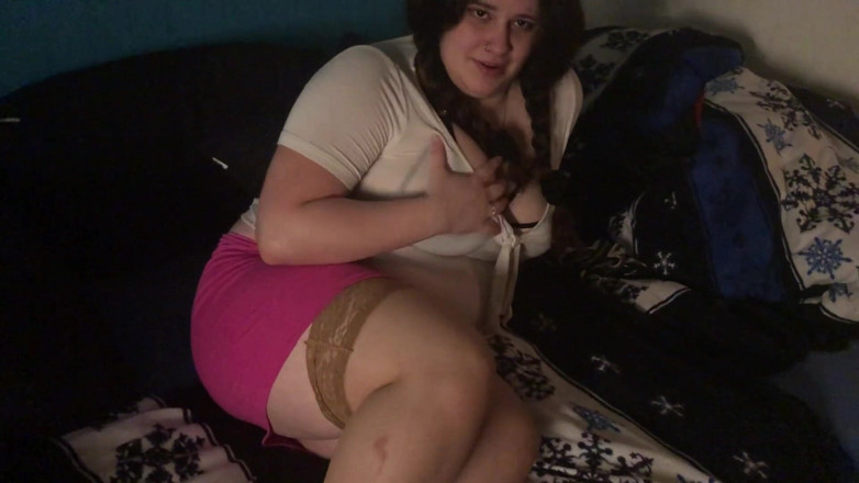AmateurBBW: Nylon slut wants to be fucked
