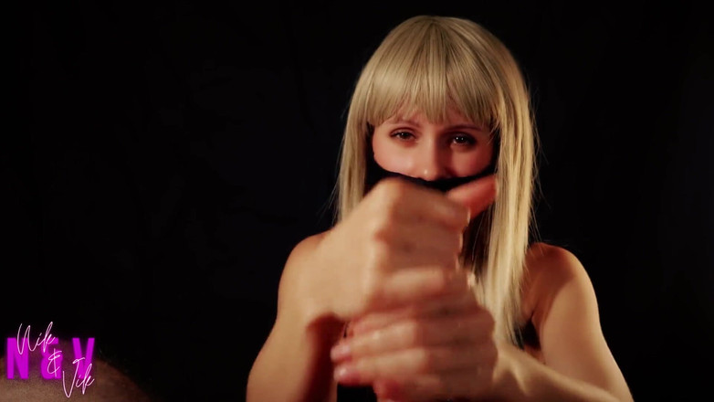 NikAndVik: Smyslné jemné škádlení honění. Zničený orgasmus a silný výstřik