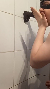 Kneeling Deepthroat and Standing Fuck