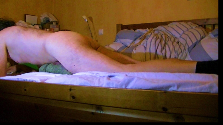 Mark Hannes: Naakt Bed Bulp Masturbatie