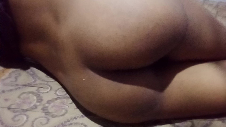 TEENADESI: Fiecare bărbat visează pe pizda mea