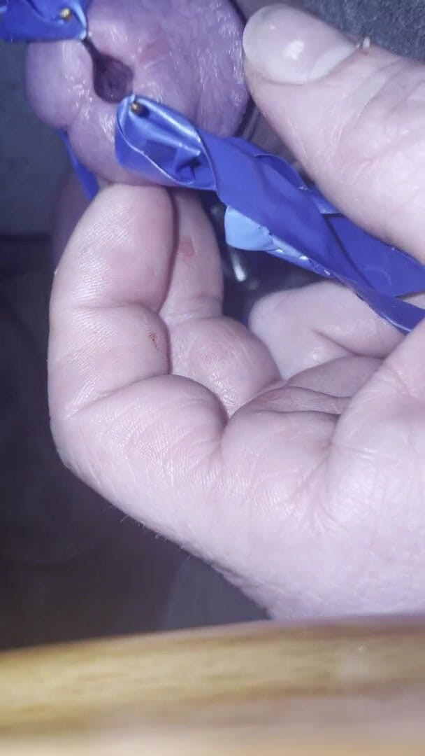No limit cbt slave: Candle Wax Peehole Inserare