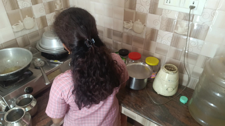 Palani69: Tamilska lesbijka