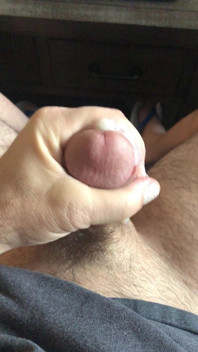 A Quick Close up Cumshot