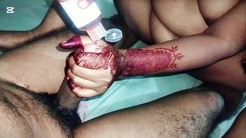 Sexybou69: Desi vesnická přítelkyně tvrdě stříká a šuká.